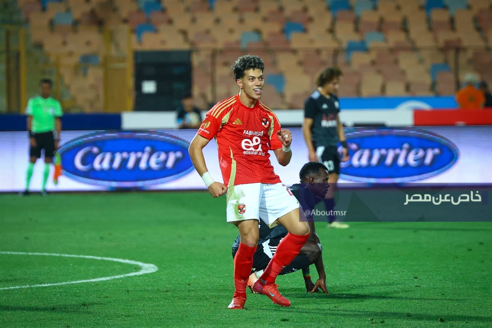 الأهلي يوافق على بيع إمام عاشور ويحدد مطالبه المالية