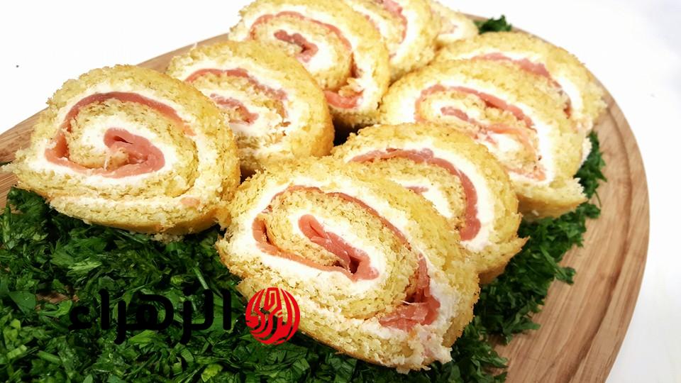 طريقة عمل السويسرول الحادق يستخدم بدلا من السندوتشات في المدارس والرحلات