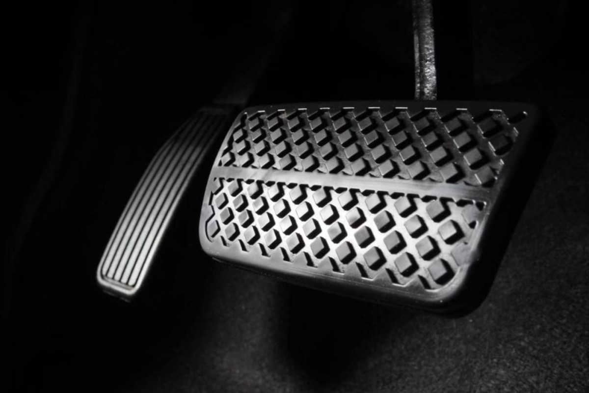 كتير ميعرفهاش.. وظيفة سرّية في دواسة الوقود تغيّر قواعد قيادة السيارات للأبد