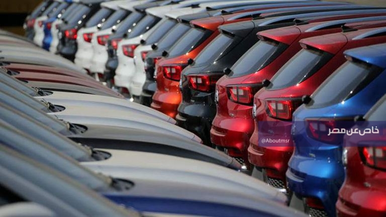 لوحة سيارة تقترب من النصف مليون جنيه على بوابة مرور مصر