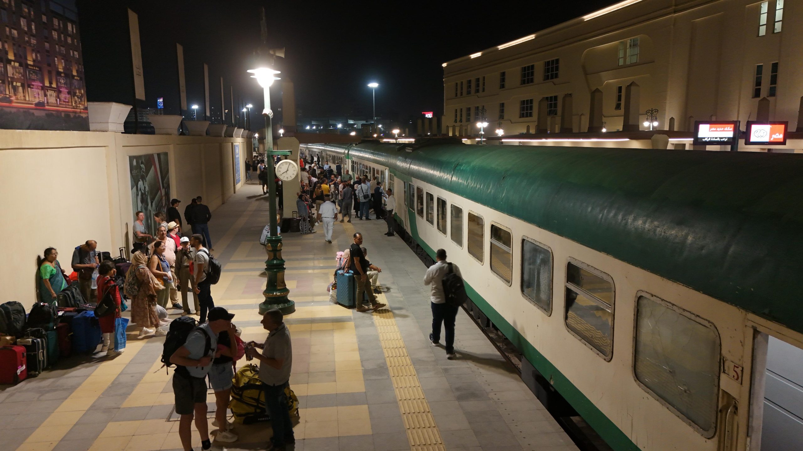 مصر تستهدف تحصيل 1.8 مليار جنيه من إيرادات تذاكر قطارات النوم بنهاية 2026