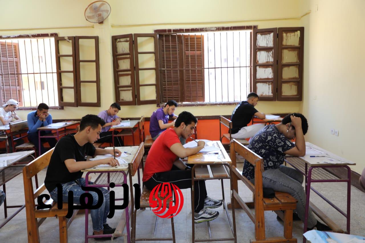 هل قررت التعليم قطع شبكات المحمول داخل لجان امتحانات الثانوية العامة 2026؟